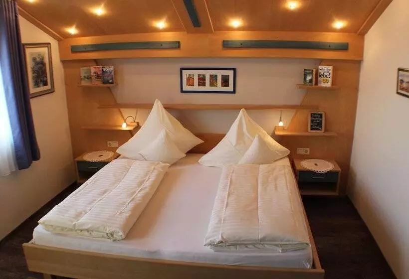 اتاق استاندارد, Landhotel Sportalm