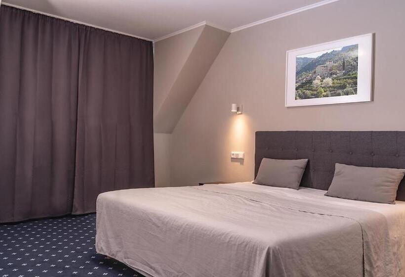 スタンダードルーム, El Capitan Nähe Movie Park