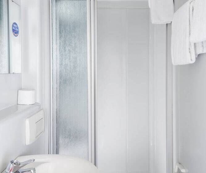 컴포트 룸, Moerser Hof