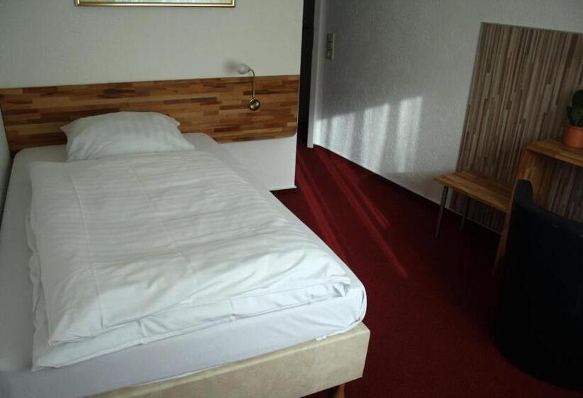 스탠다드 싱글 룸, Nachtwachter