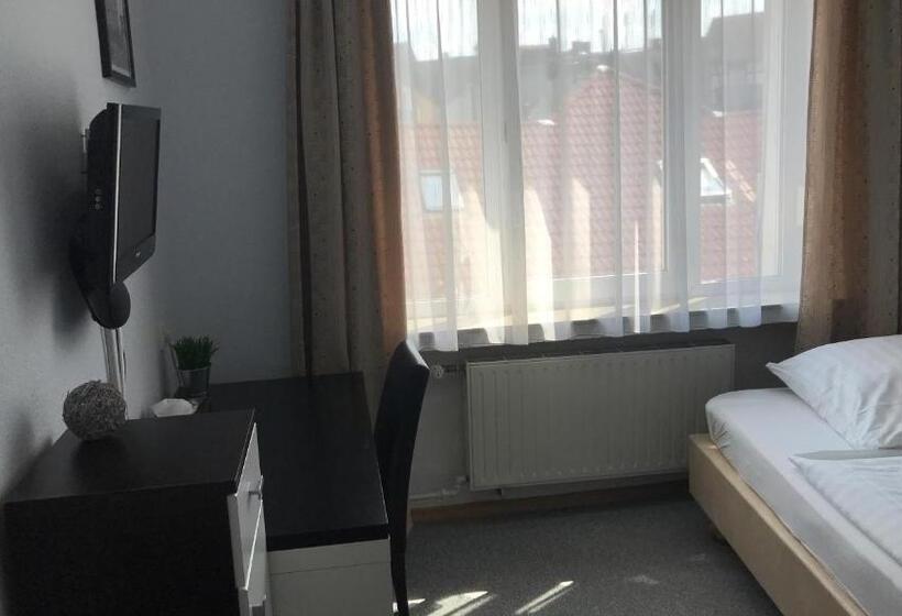 싱글 기본룸, Nachtwachter