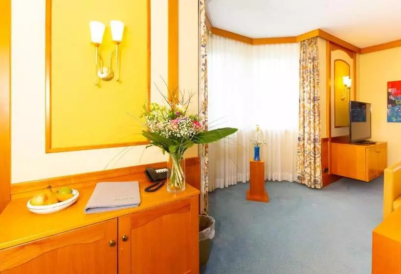 سوییت جونیور, Parkhotel Traunstein