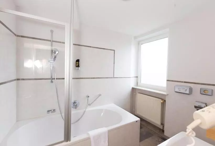 سوییت جونیور, Parkhotel Traunstein