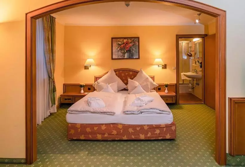 سوییت جونیور, Parkhotel Traunstein