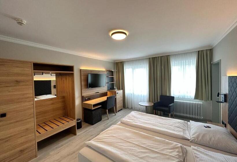 スタンダードルーム, Paulushof