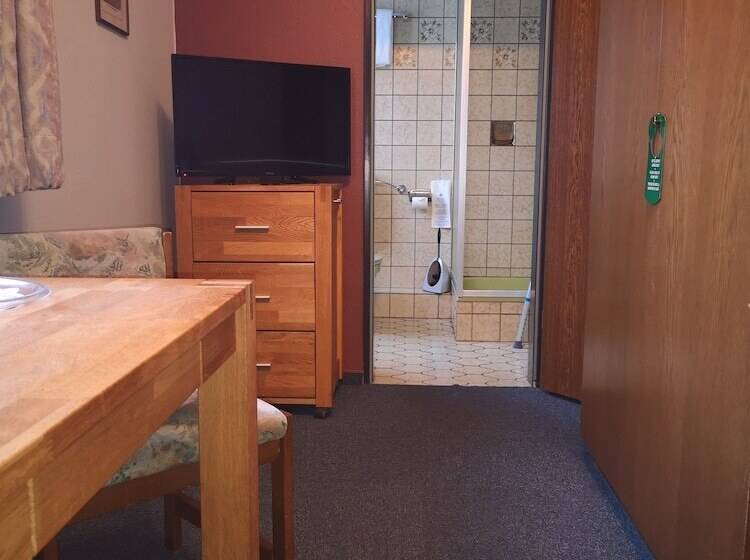 スタンダードシングルルーム, Paulushof