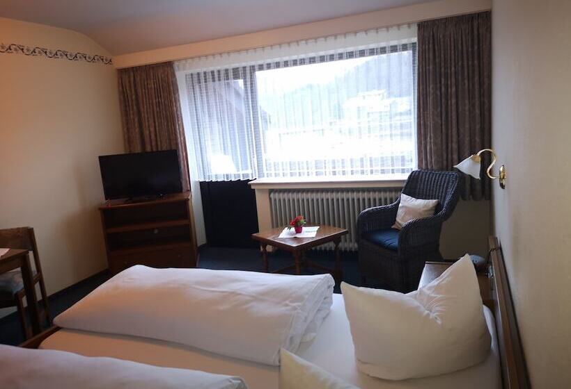 スタンダードルーム, Paulushof