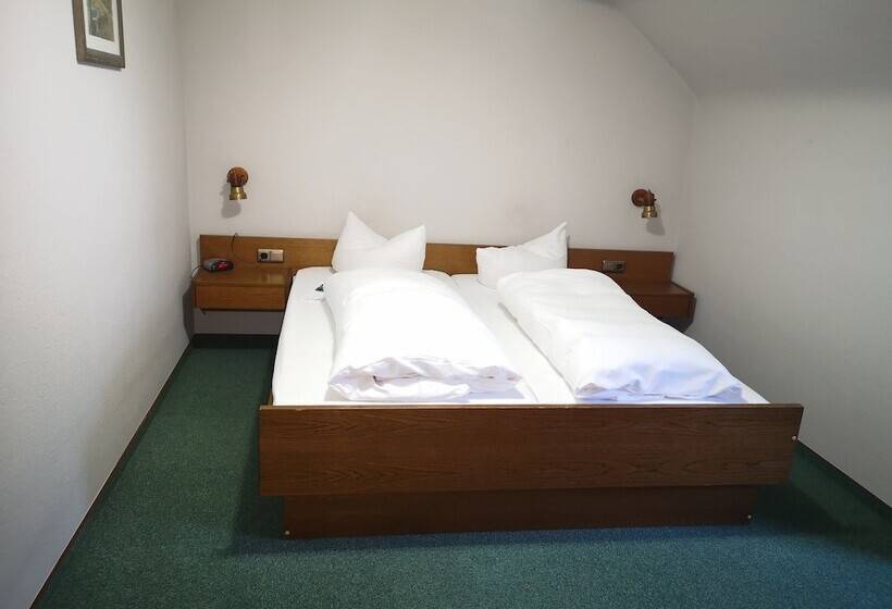 スタンダードルーム, Paulushof