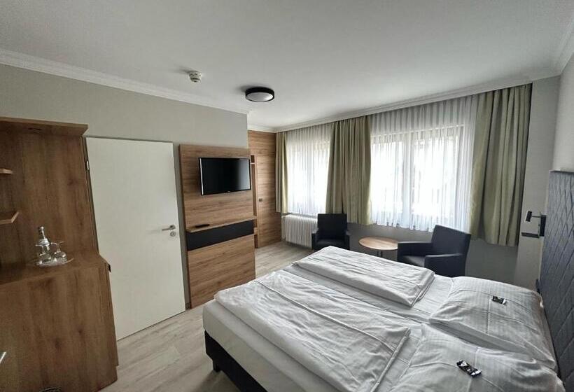 スタンダードルーム, Paulushof