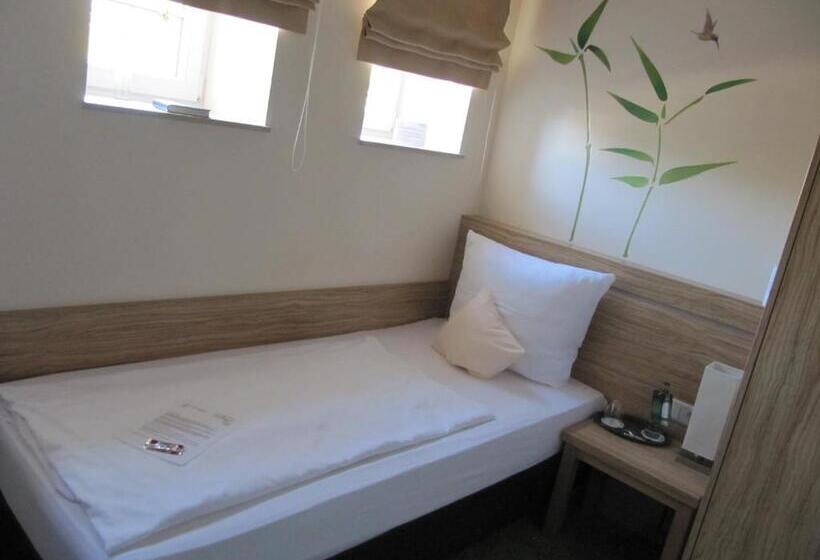 컴포트 싱글 룸, Stadt Steinheim