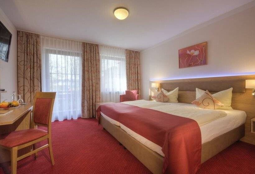 디럭스 룸, Thermenhotel Ströbinger Hof