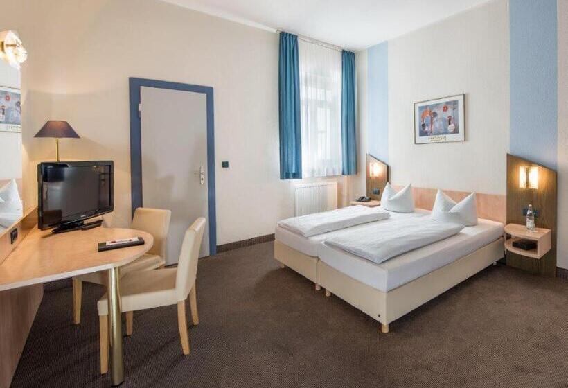 标准间, Weidenhof