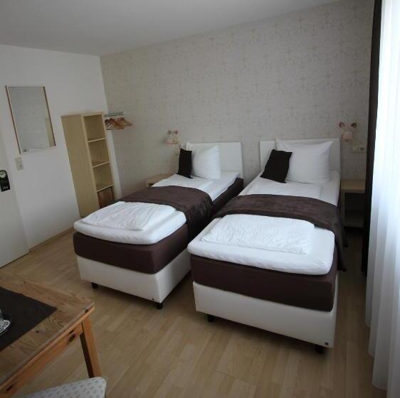 スタンダードルーム, Wirtshaus Krone