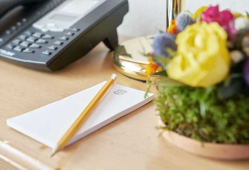 标准间, Zum Eisenhammer