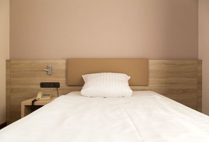 اتاق استاندارد یک نفره, Landhaus Jagerkrug