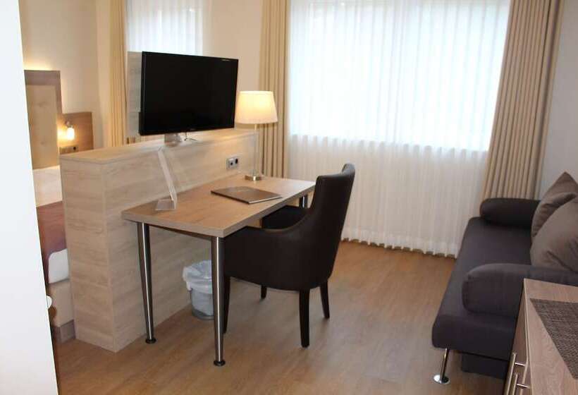 اتاق راحتی سه تخته, Landhaus Jagerkrug