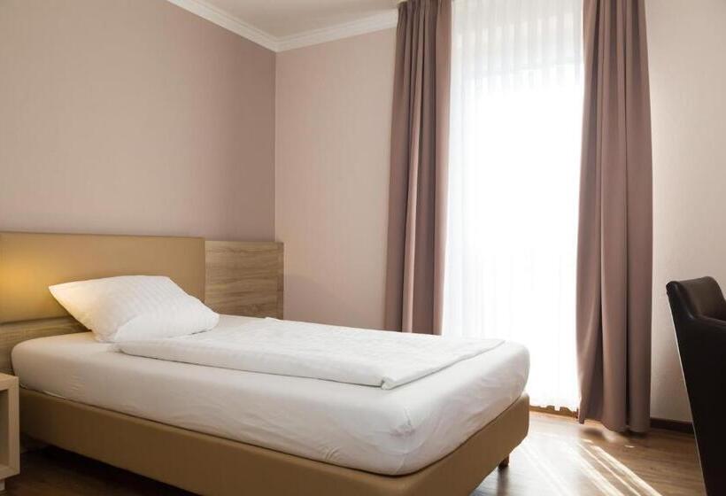 اتاق استاندارد یک نفره, Landhaus Jagerkrug