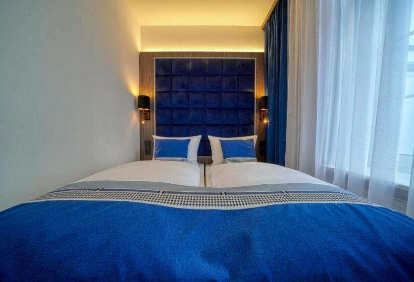 Номер Стандарт Трехместный, Zentrum Hotel Stade
