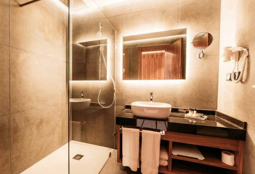 اتاق استاندارد, Longue Vie Hotels