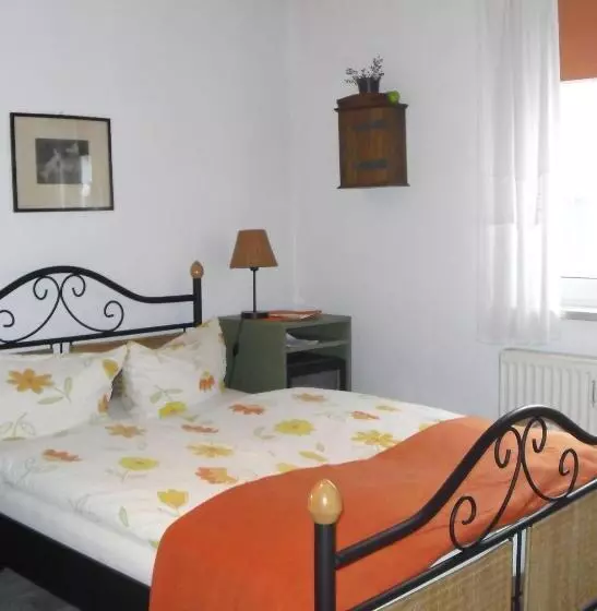 スタンダードルーム, Pension Reuss Hotel Garni