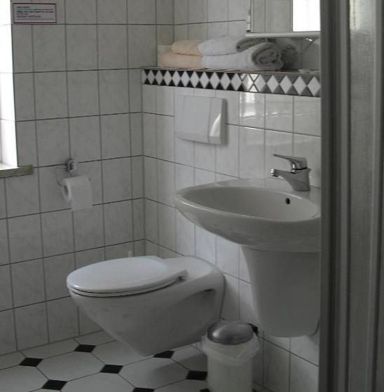 חדר סטנדרט, Pension Reuss   Hotel Garni