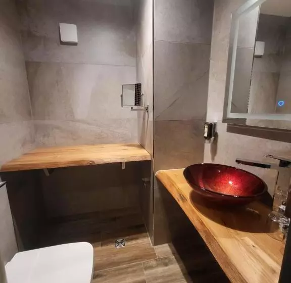 スタンダードルーム, Berghotel Habbel Und Die Welt Kann Warten
