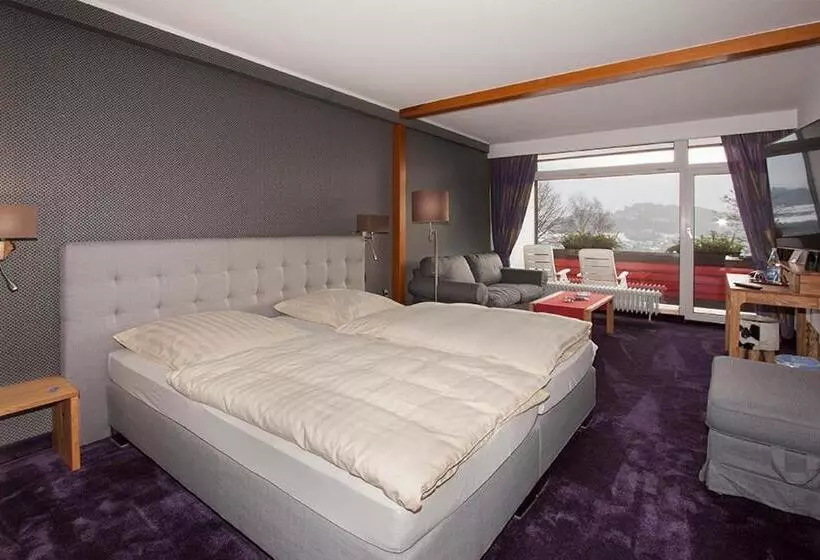 スタンダードルーム, Berghotel Habbel Und Die Welt Kann Warten