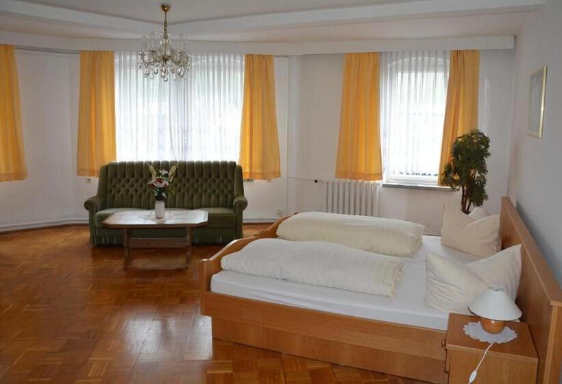 Номер Стандарт Трехместный, Gasthof & Hotel Zur Linde