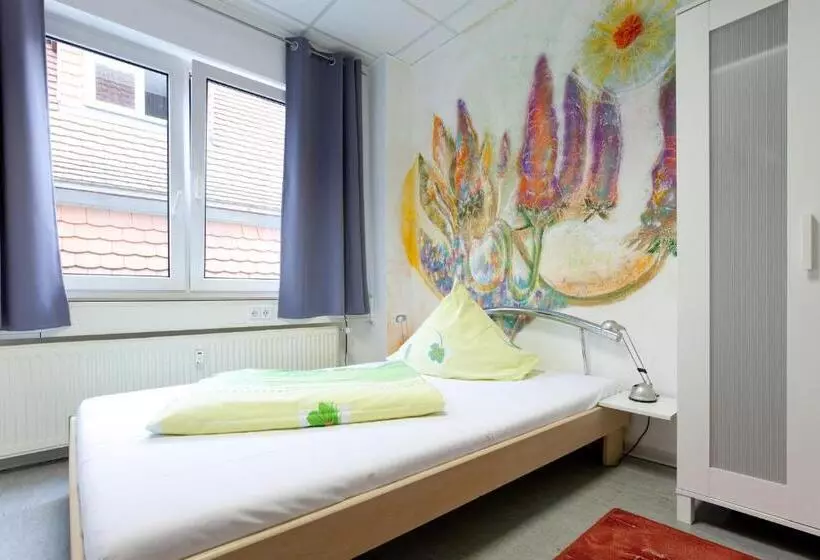 スタンダードシングルルーム, Hostel Jena