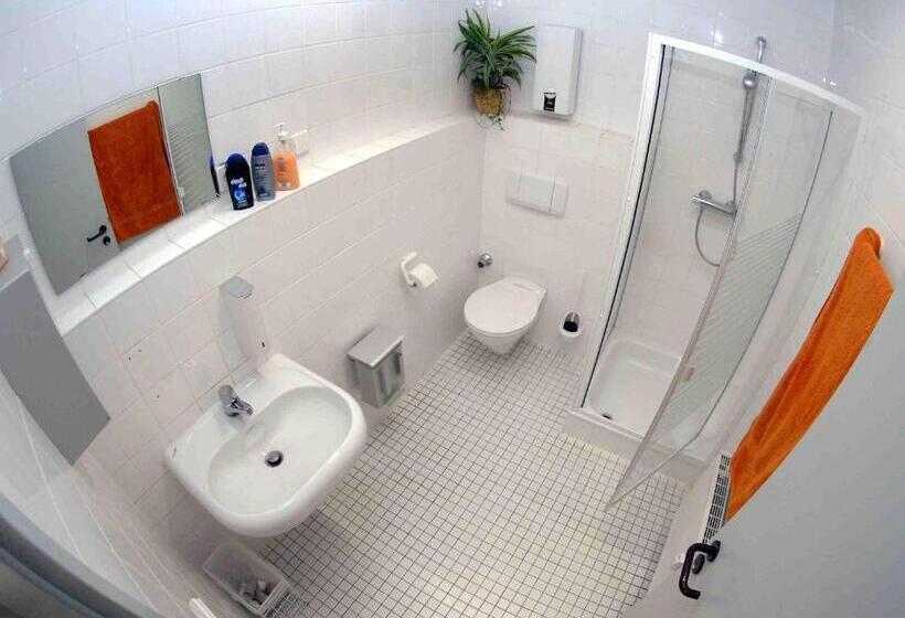 Кровать в Общей Комнате, Hostel Jena