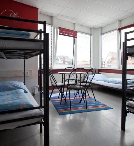 家庭间, Hostel Jena