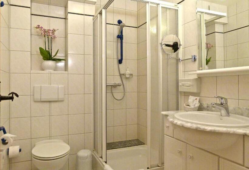 스탠다드 싱글 룸, Am Steendamm