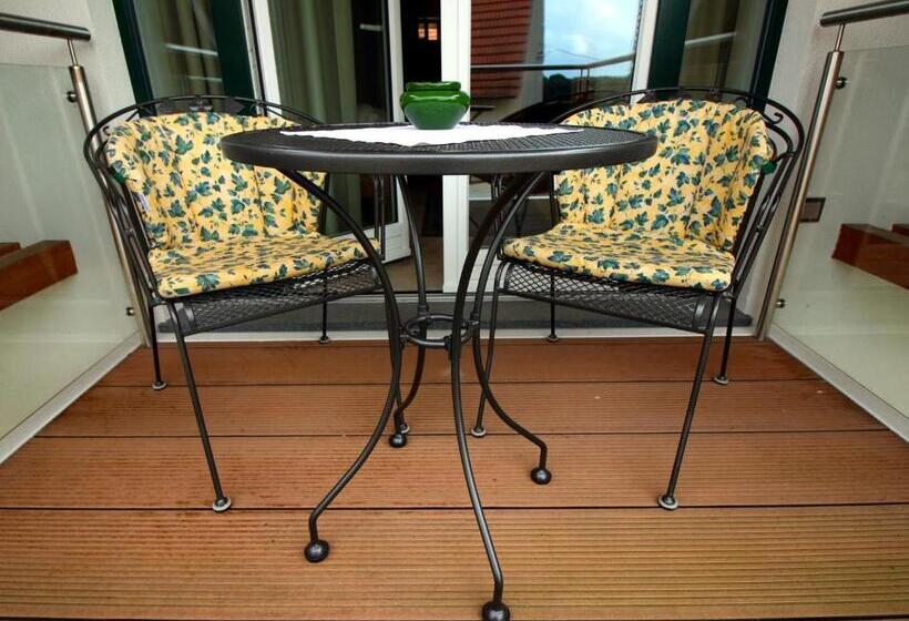 디럭스 룸, Am Steendamm