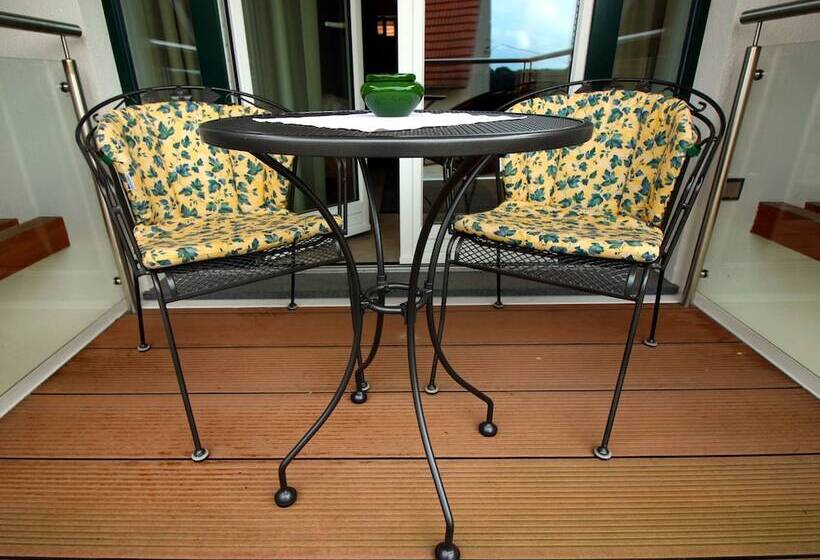 디럭스 룸, Am Steendamm