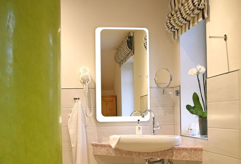 스탠다드 싱글 룸, Am Steendamm