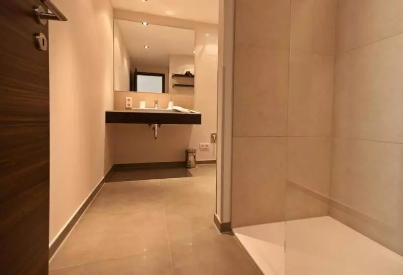 デラックスルーム, Boardinghouse Bielefeld