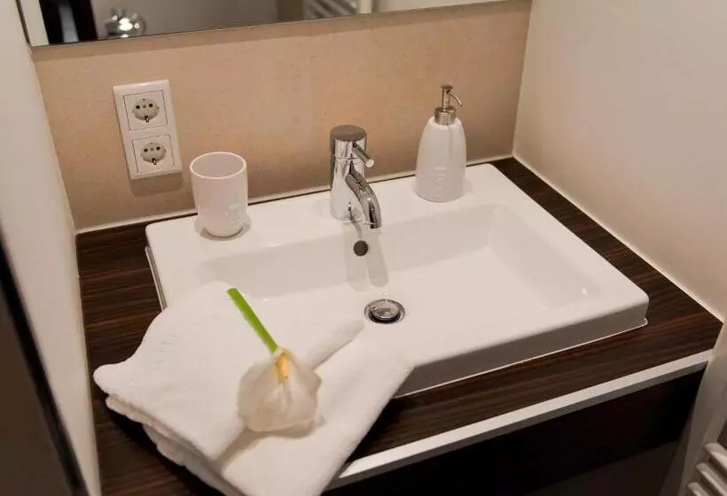 スーペリアールーム, Boardinghouse Bielefeld