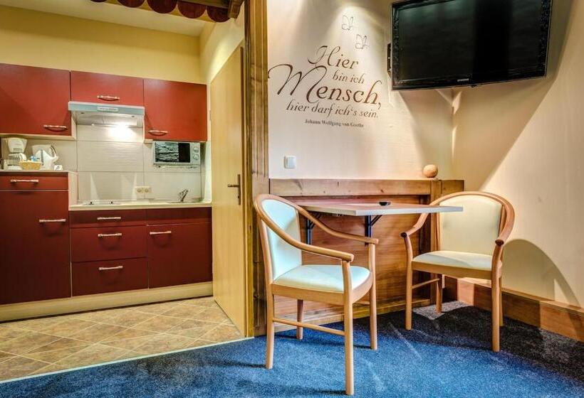 Номер Стандарт, Cafe Hoyer Pension Und Appartements