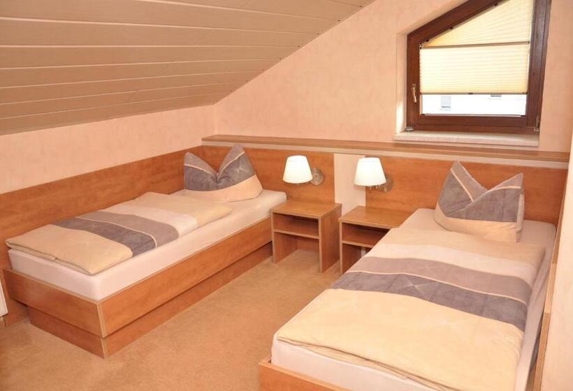 스탠다드 룸, Cafe Hoyer Pension Und Appartements