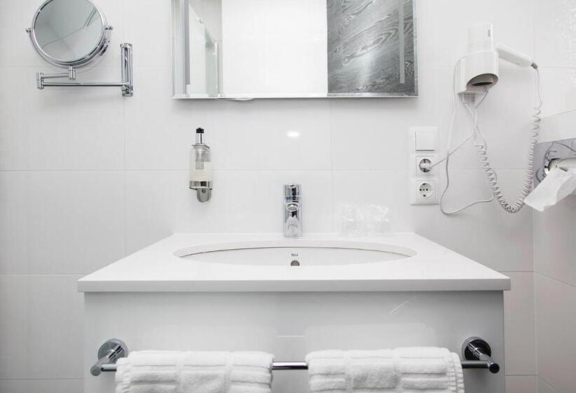 غرفة قياسية, Engelbert