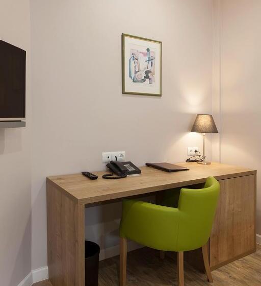 غرفة قياسية, Engelbert