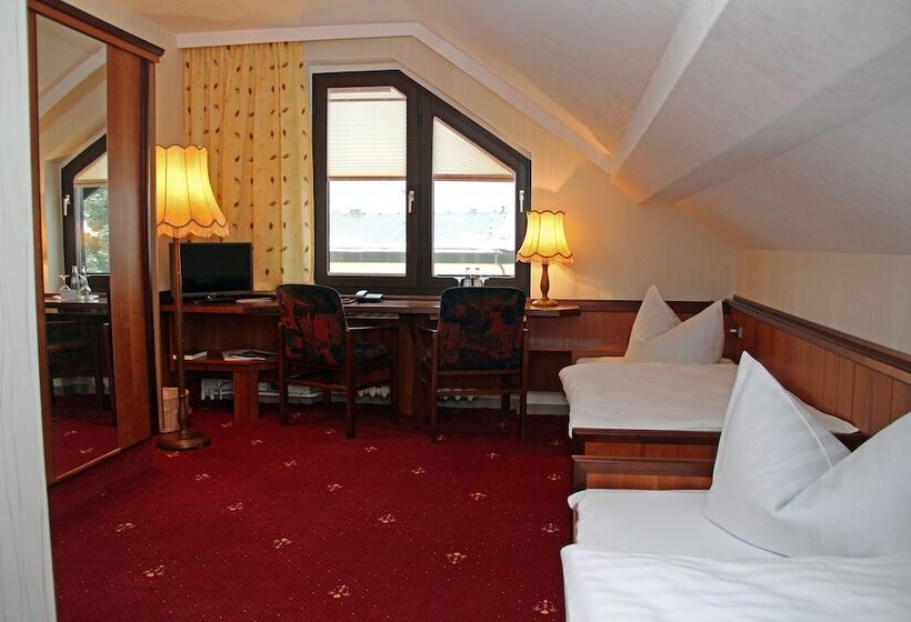 スタンダードルーム, Forstmeister