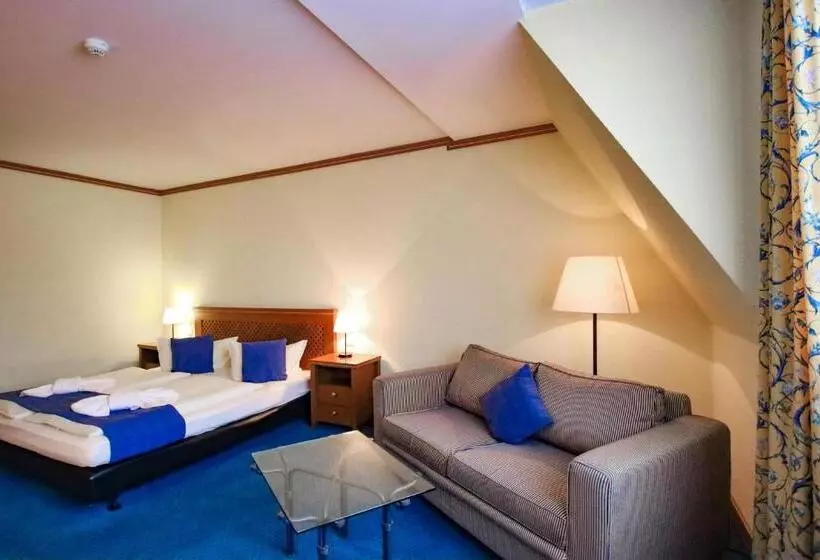 Comfort Kolmen Hengen Huone, Gasthaus Zum Schwan