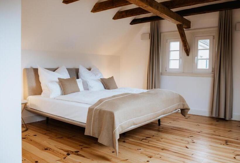 Номер Стандарт, Gut Landscheid