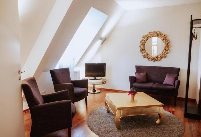 Люкс, Gut Landscheid