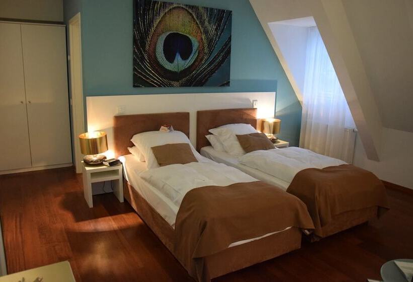 Номер Стандарт, Gut Landscheid