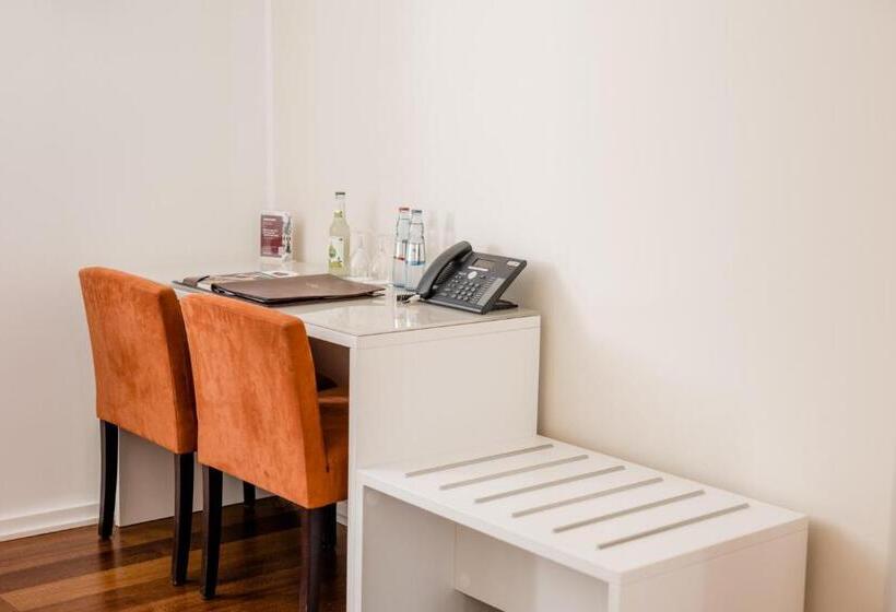 Номер Стандарт, Gut Landscheid