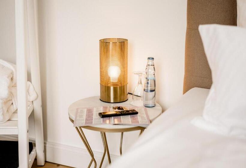 Номер Стандарт, Gut Landscheid