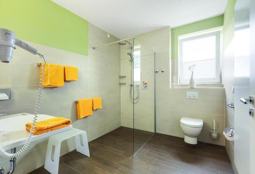 컴포트 룸, Hiemann   Superior