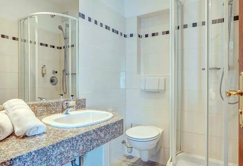 コンフォートルーム, Komforthotel Kaiserhof